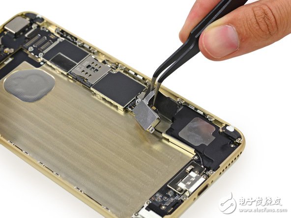 iPhone6 Plus遭“毒手” 硬件配置大揭秘