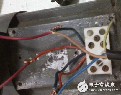 單相電機正反轉接線圖_220v正反轉實物接線圖_單相電機正反轉原理圖